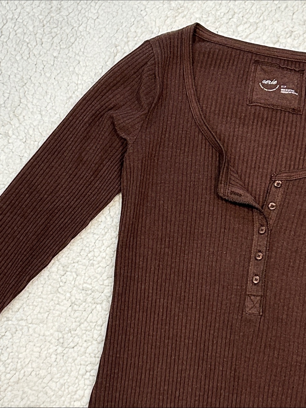 Aerie Brown Fitted Ribbed Scoop Neck Long Sleeve Henley Top size Small - Picture 4 of 16